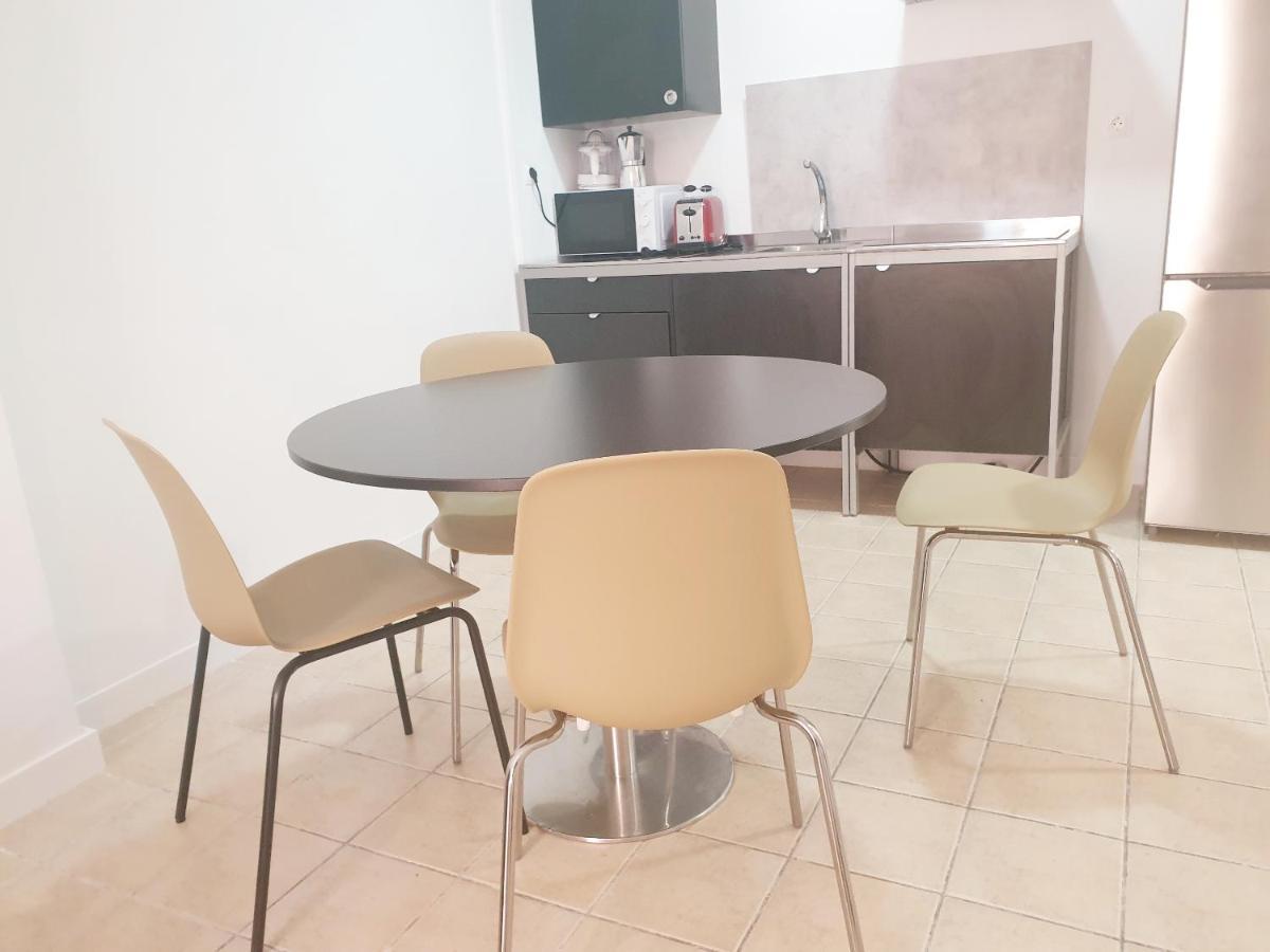 Economical Homes In Center Malaga Ngoại thất bức ảnh