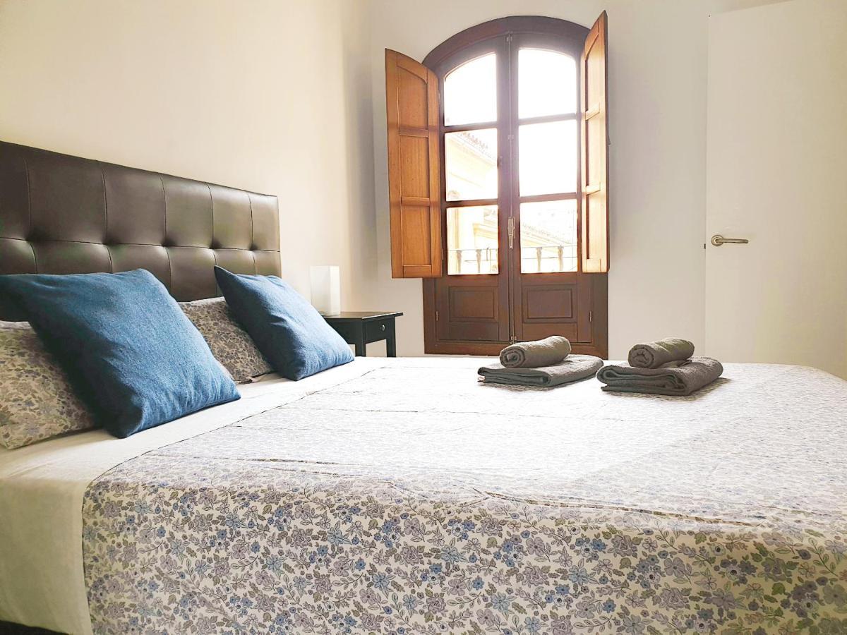 Economical Homes In Center Malaga Ngoại thất bức ảnh