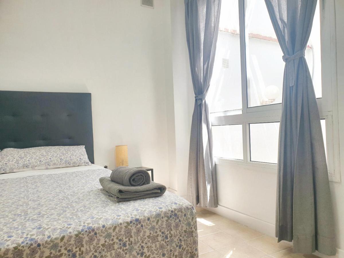 Economical Homes In Center Malaga Ngoại thất bức ảnh
